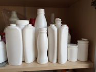 زجاجة بلاستيكية صب آلة ل ب بي زجاجات الزبادي / زجاجات الحليب التحكم بلك